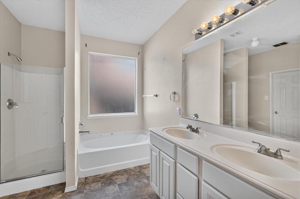 2828 Clear Creek Drive, Rockwall, TX 75032
