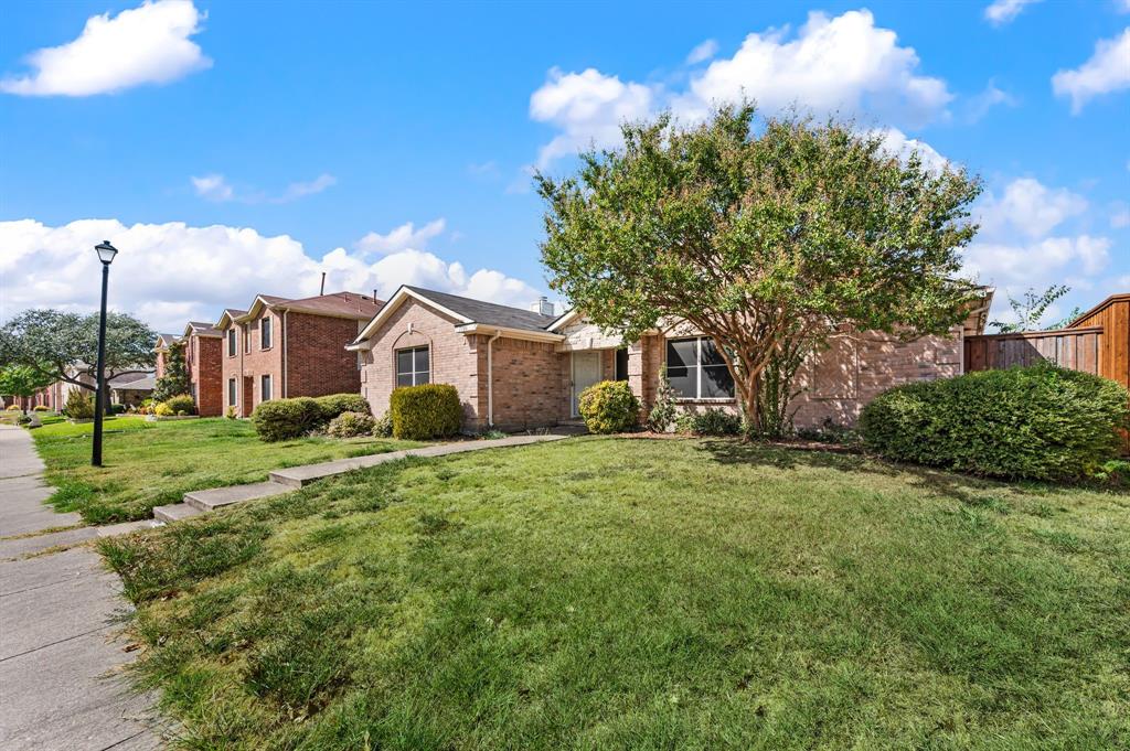 7706 Coral Way, Rowlett, TX 75088