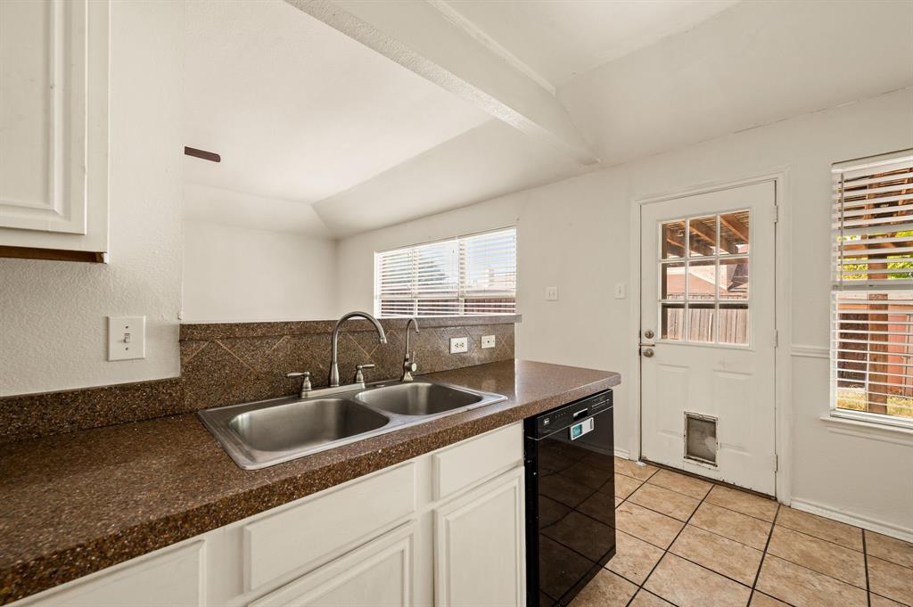 7706 Coral Way, Rowlett, TX 75088