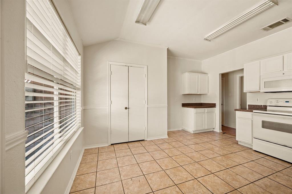 7706 Coral Way, Rowlett, TX 75088