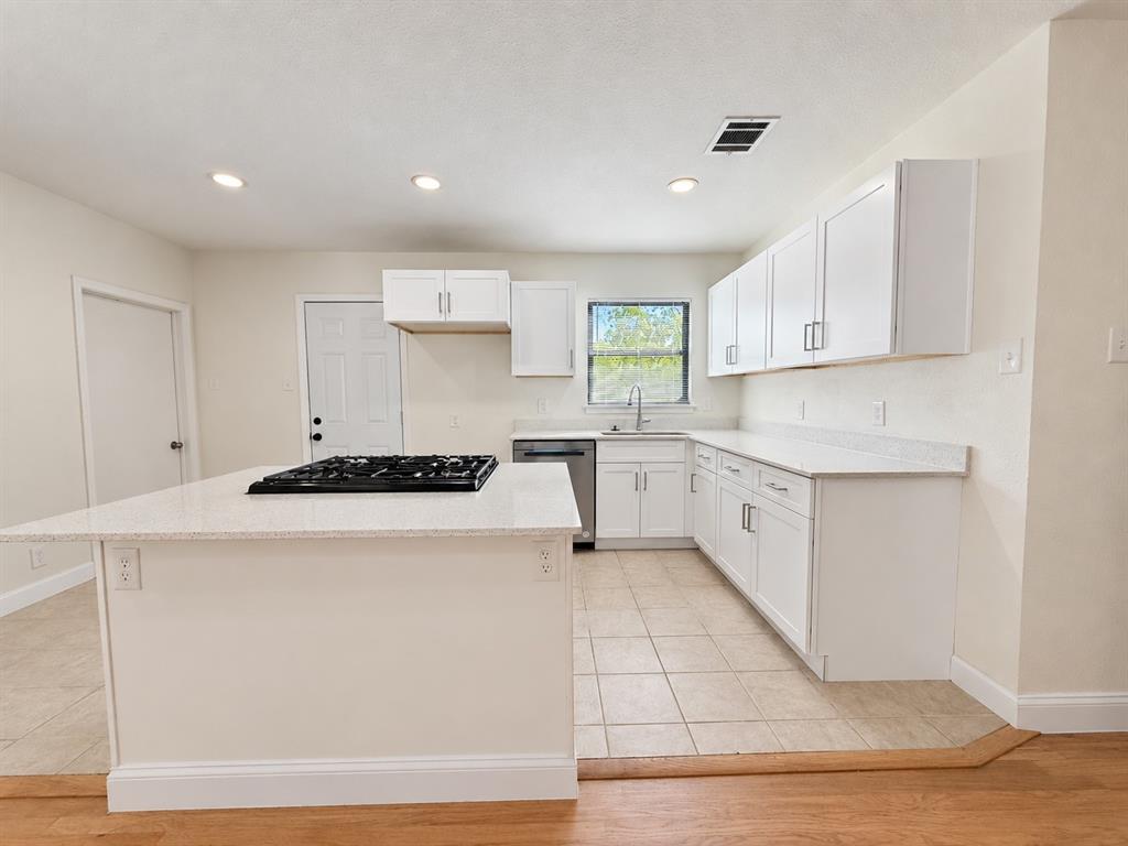 10642 Galena Street, Dallas, TX 75228