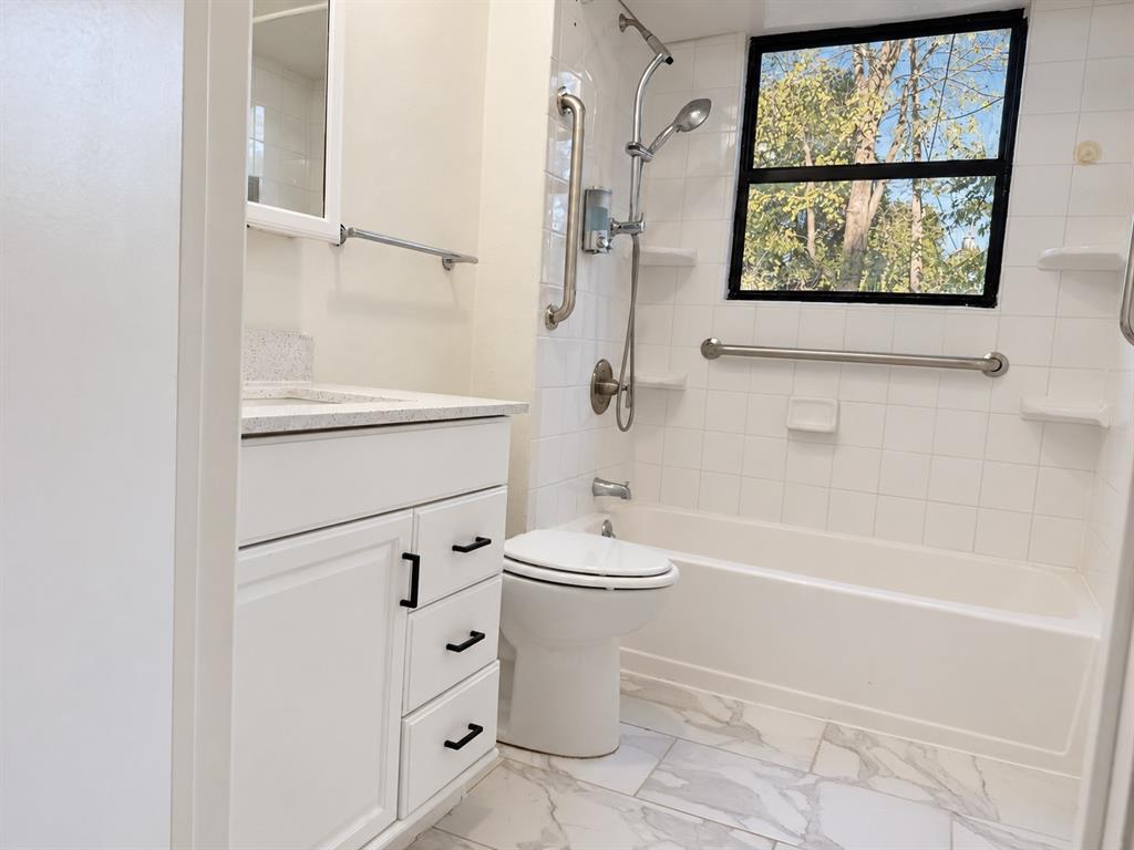 10642 Galena Street, Dallas, TX 75228