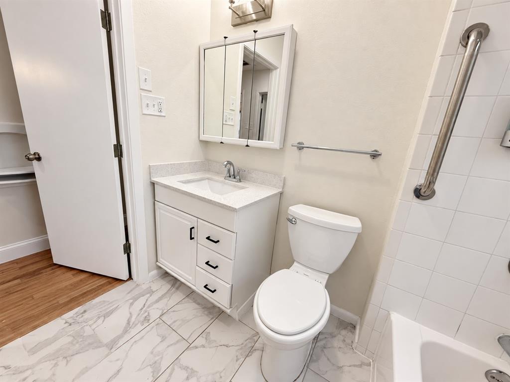 10642 Galena Street, Dallas, TX 75228