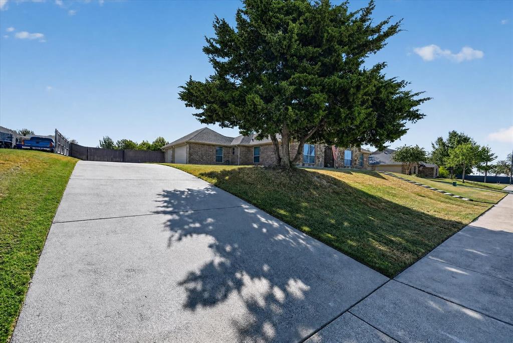 6460 Fox Run Dr., Midlothian, TX 76065 6460 Fox Run Dr., Midlothian, TX 76065