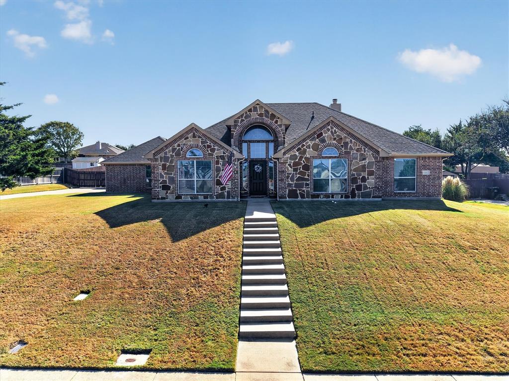 6460 Fox Run Dr., Midlothian, TX 76065