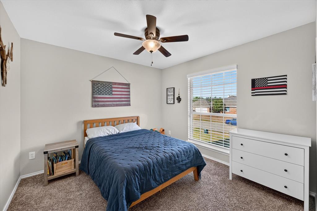 6460 Fox Run Dr., Midlothian, TX 76065