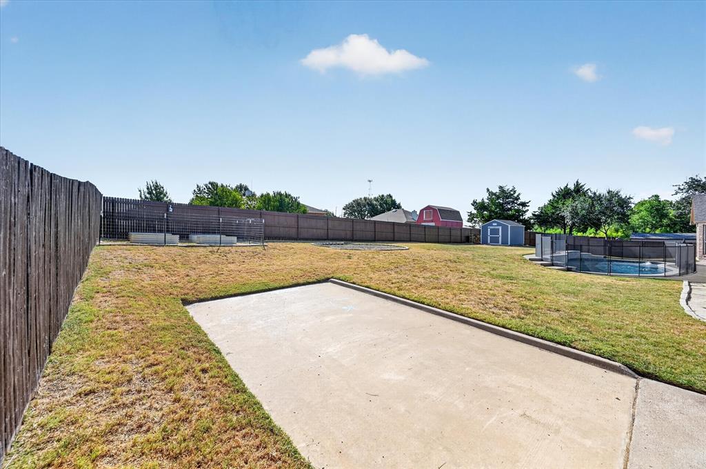 6460 Fox Run Dr., Midlothian, TX 76065