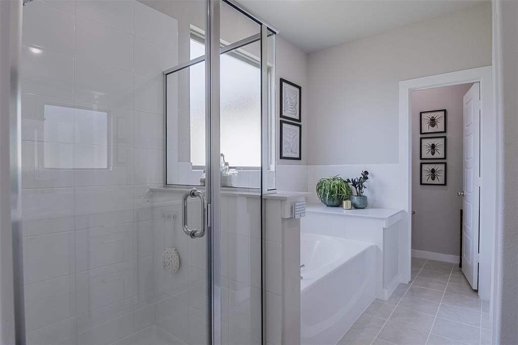 540 Moonrise Street, Waxahachie, TX 75165