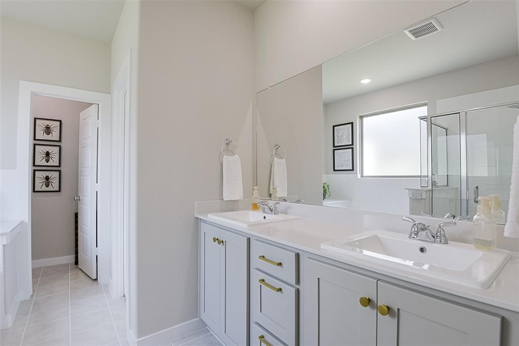 540 Moonrise Street, Waxahachie, TX 75165