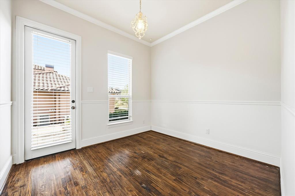 Small Room in Guest Residence could be office, exercise etc etc.