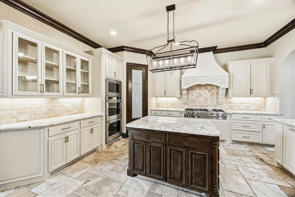 1739 Bison Meadow Lane, Heath, TX 75032