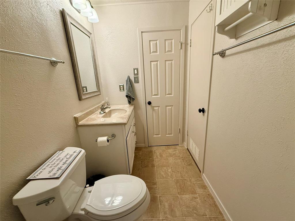 9669 Lakeland Loop, Quinlan, TX 75474 9669 Lakeland Loop, Quinlan, TX 75474