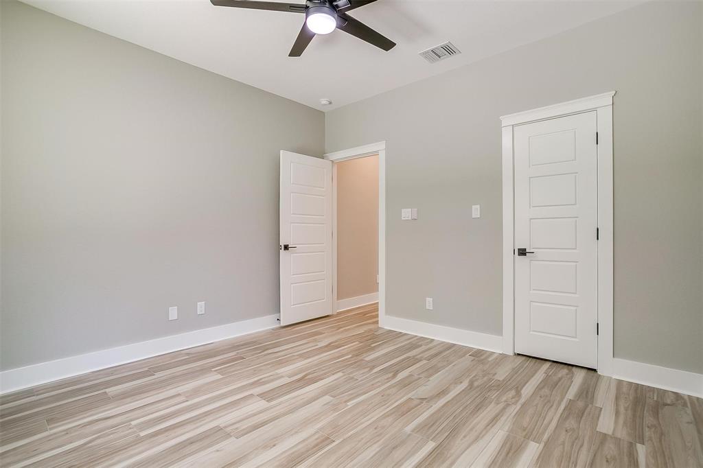 908 Meadowlark Lane, Granbury, TX 76048
