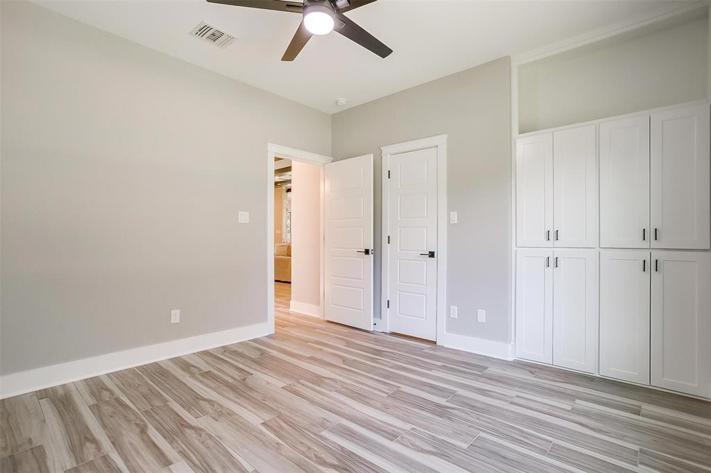 908 Meadowlark Lane, Granbury, TX 76048