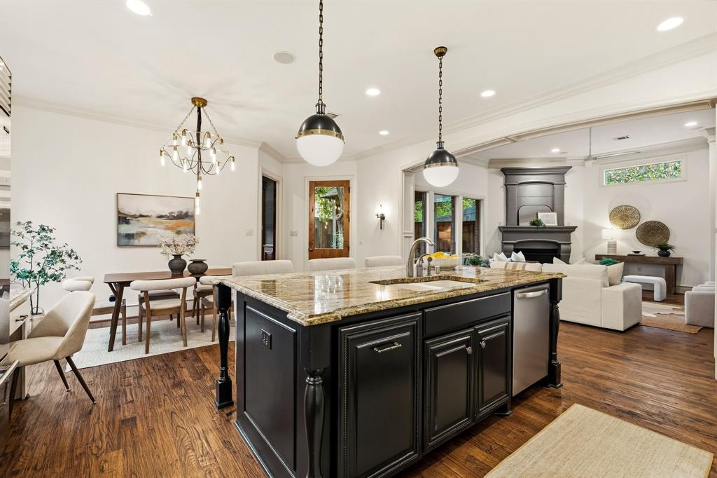6345 Goliad Avenue, Dallas, TX 75214