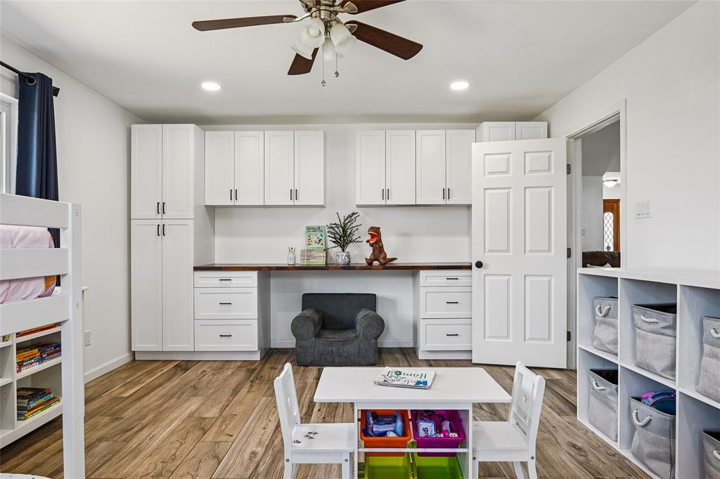 1710 Vineyard Road, Grand Prairie, TX 75052