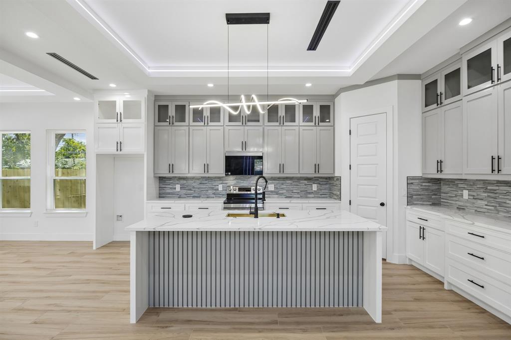 1822 S Marsalis Avenue, Dallas, TX 75216