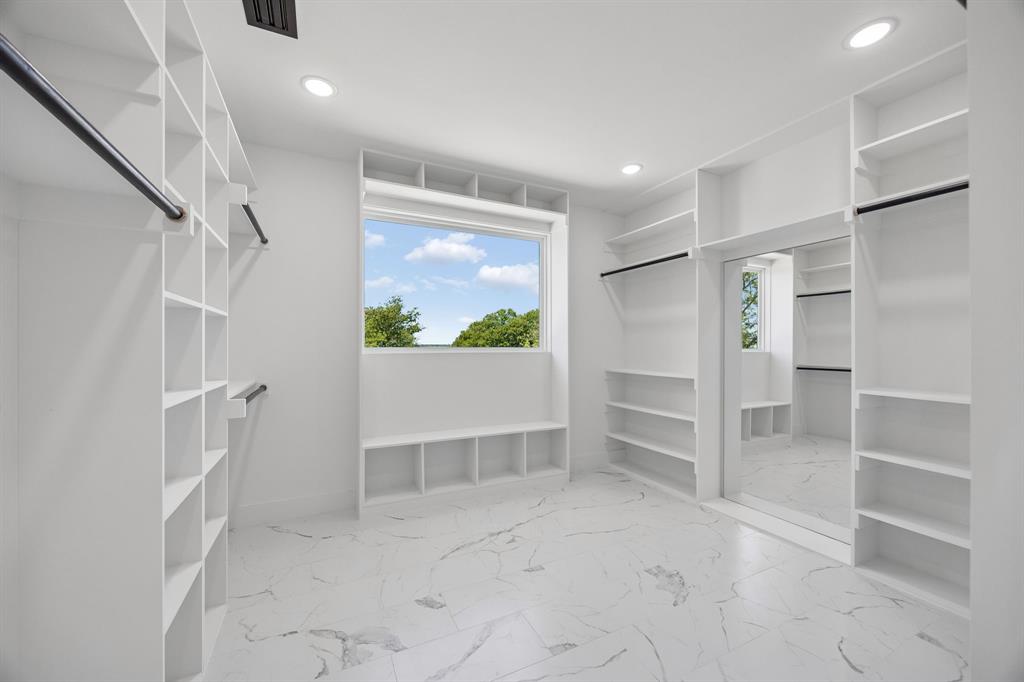 1822 S Marsalis Avenue, Dallas, TX 75216