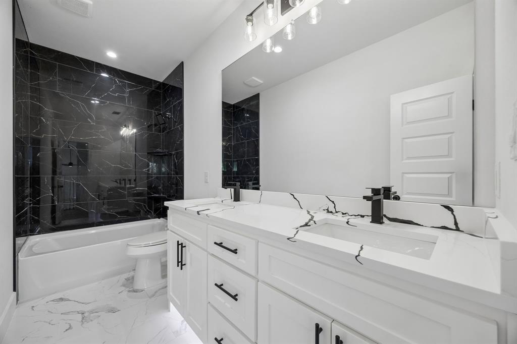 1822 S Marsalis Avenue, Dallas, TX 75216