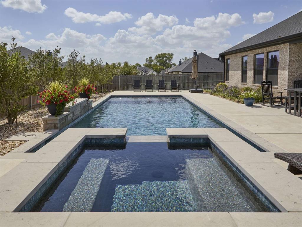 10124 Charmwood Drive, Waco, TX 76712 10124 Charmwood Drive, Waco, TX 76712