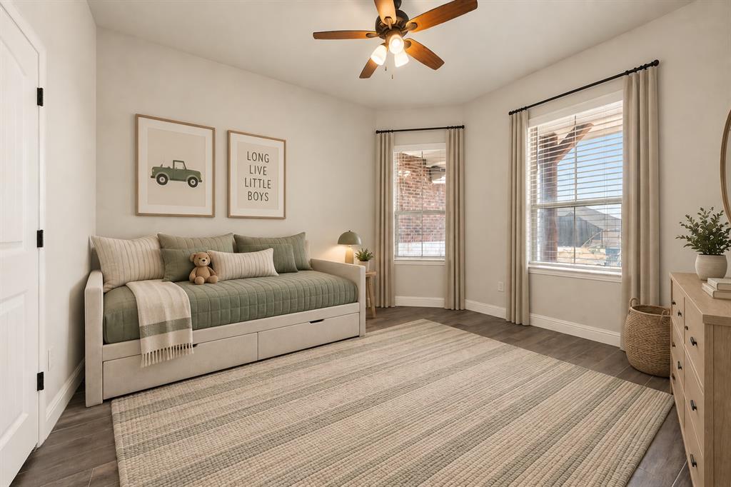 5002 Wearing Way Drive, Granbury, TX 76049