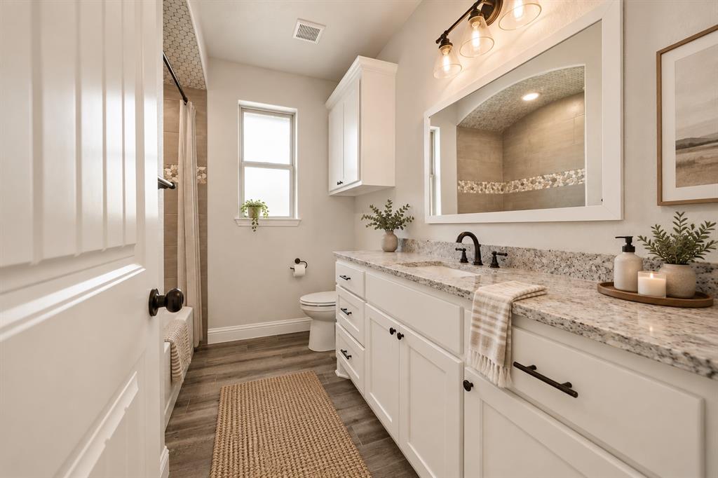 5002 Wearing Way Drive, Granbury, TX 76049