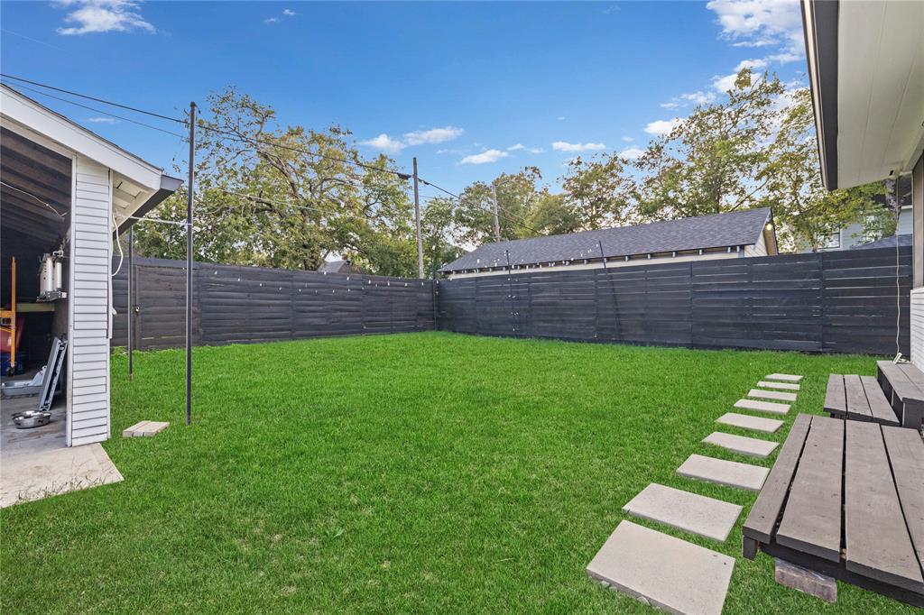 714 Melba Street, Dallas, TX 75208