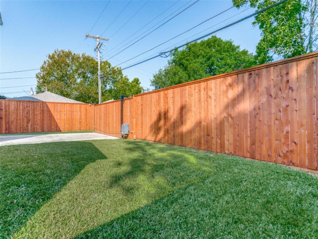 10641 Larchfield Lane, Dallas, TX 75238