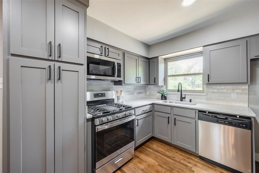 10864 Ruth Ann Drive, Dallas, TX 75228 10864 Ruth Ann Drive, Dallas, TX 75228