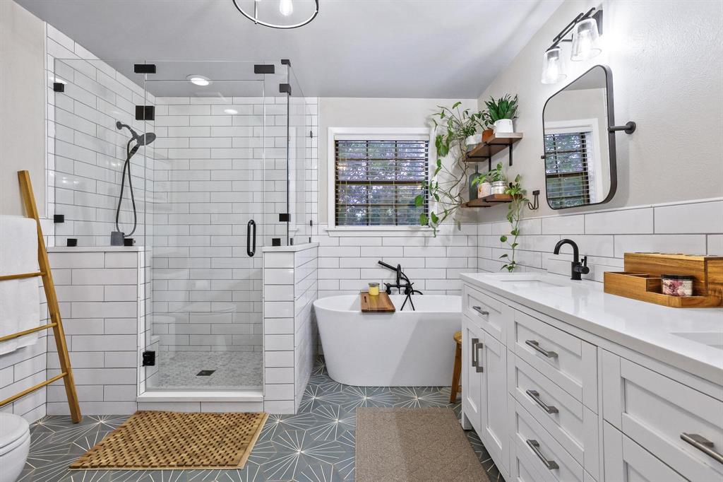 Primary bathroom spa retreat