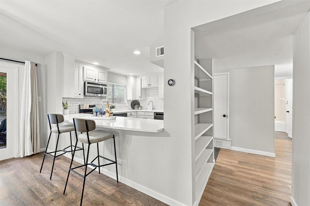 3785 Crown Shore Drive, Dallas, TX 75244