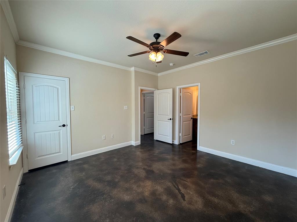 402 W Avenue C, Waxahachie, TX 75165