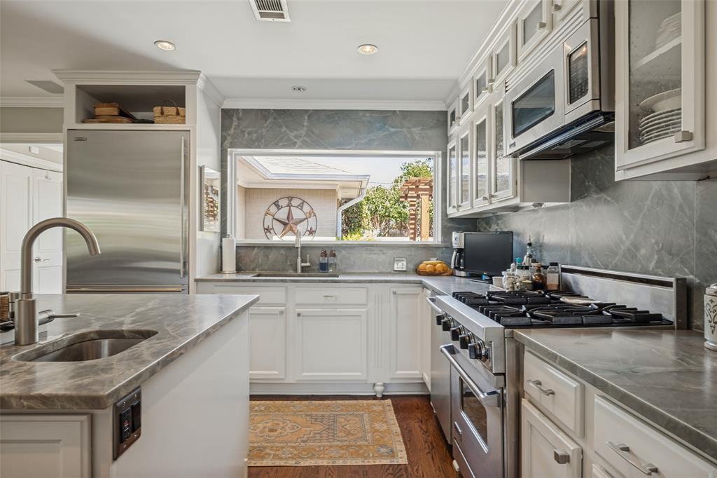6707 Southridge Drive, Dallas, TX 75214