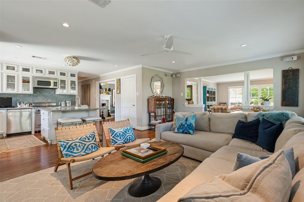 6707 Southridge Drive, Dallas, TX 75214