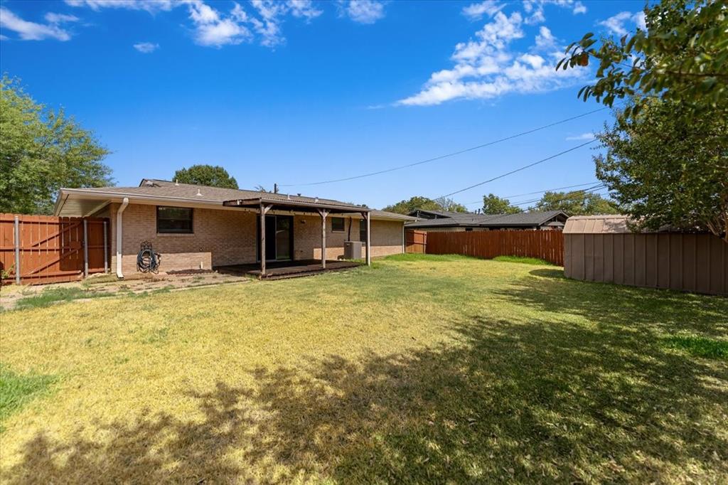 817 Warren Way, Richardson, TX 75080