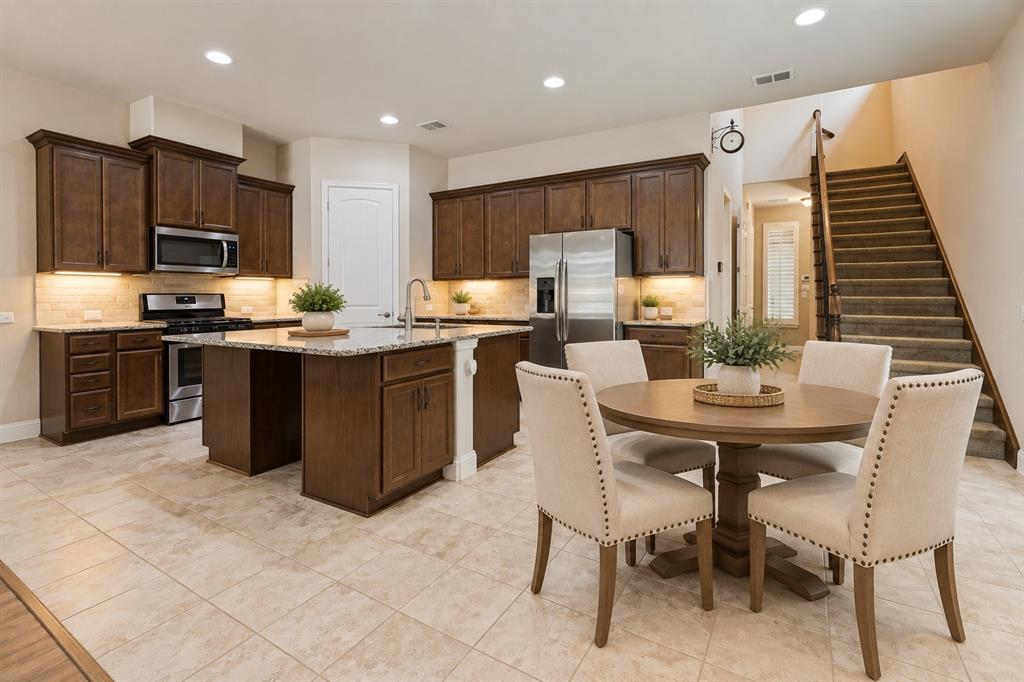 Wonderful large island kitchen - virtually staged