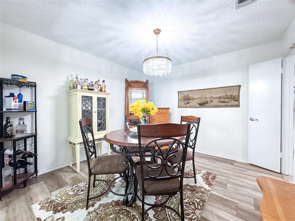 4805 Bonneville Drive, Arlington, TX 76016