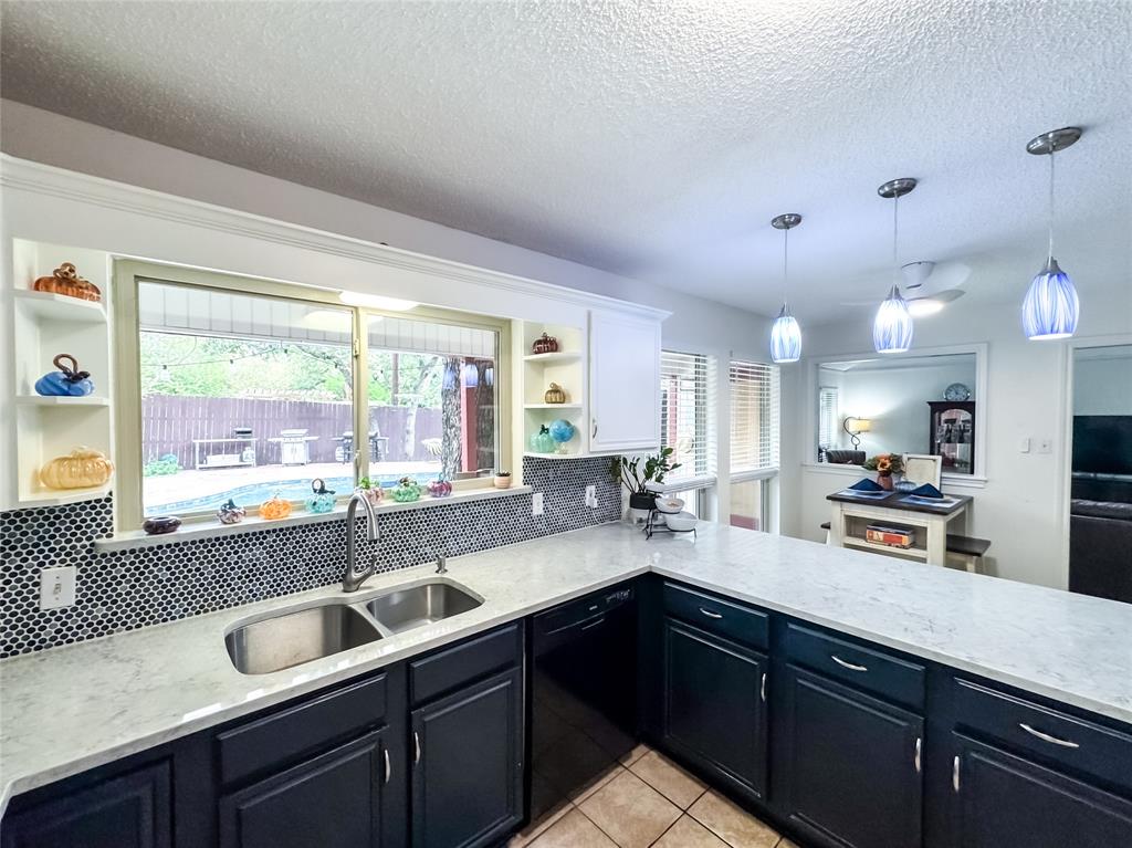 4805 Bonneville Drive, Arlington, TX 76016
