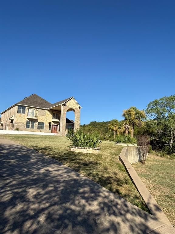 304 La Reata Court, Cedar Hill, TX 75104