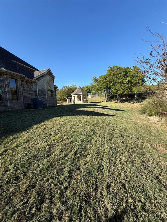 304 La Reata Court, Cedar Hill, TX 75104