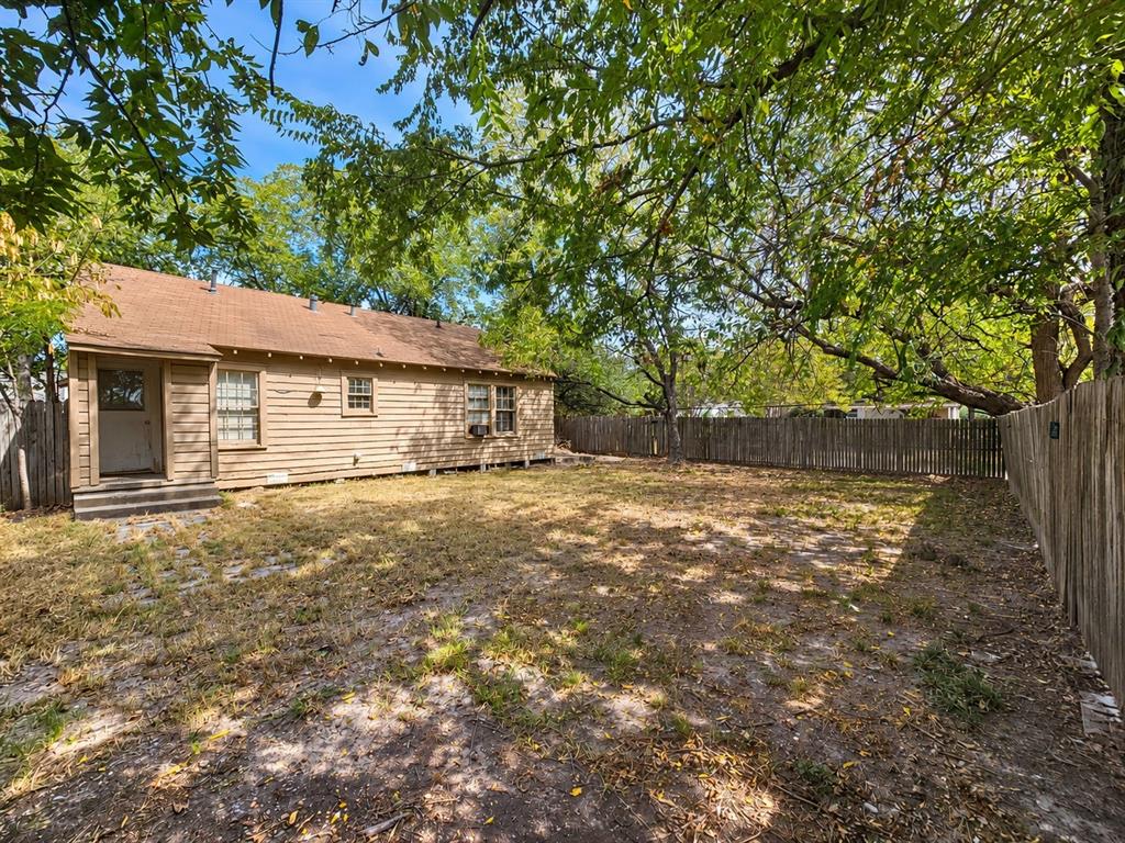 2503 Stanford Street, Greenville, TX 75401