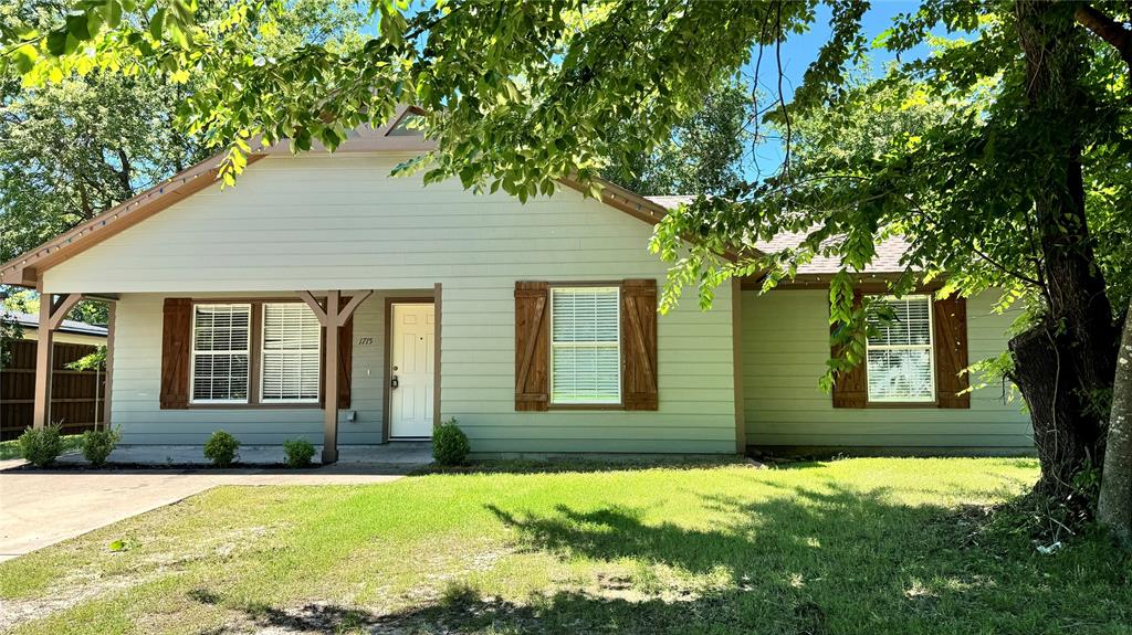 1715 Hemphill Street, Greenville, TX 75401 1715 Hemphill Street, Greenville, TX 75401