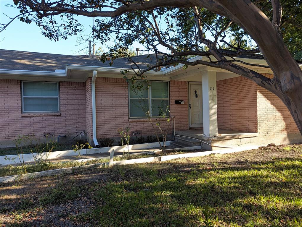 Welcoming covered front porch shaded by a beautiful mature tree. An opportunity to give this established Farmersville home a fresh new look! Welcoming covered front porch shaded by a beautiful mature tree. An opportunity to give this established Farmersville home a fresh new look!
