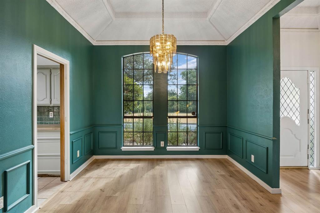 10123 Candlebrook Drive, Dallas, TX 75243