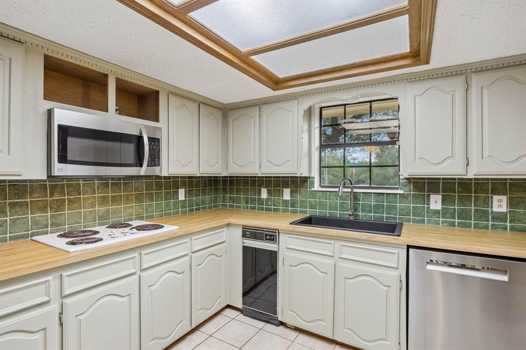 10123 Candlebrook Drive, Dallas, TX 75243