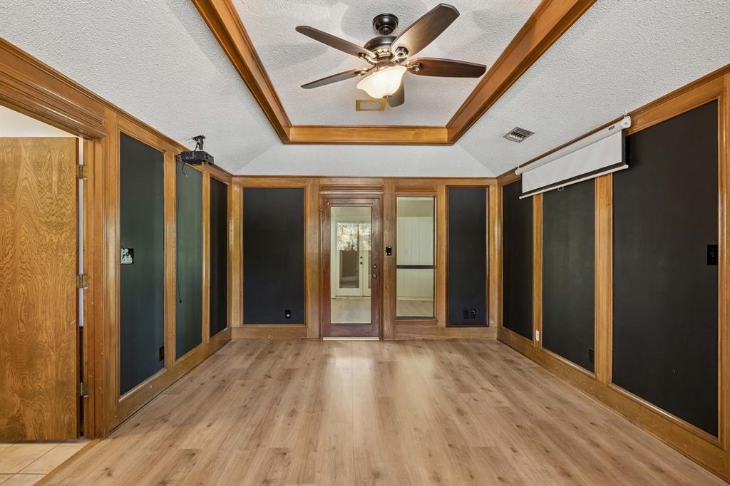 10123 Candlebrook Drive, Dallas, TX 75243