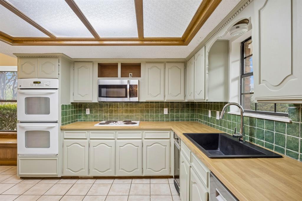 10123 Candlebrook Drive, Dallas, TX 75243