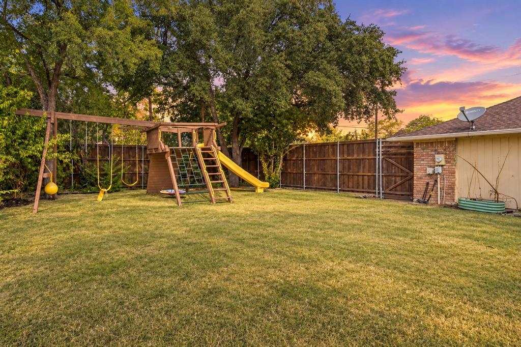 10123 Candlebrook Drive, Dallas, TX 75243