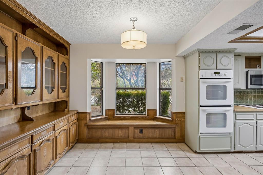10123 Candlebrook Drive, Dallas, TX 75243