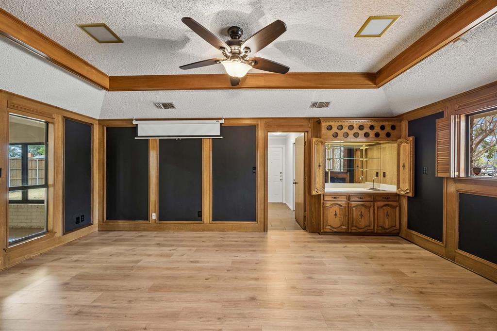10123 Candlebrook Drive, Dallas, TX 75243